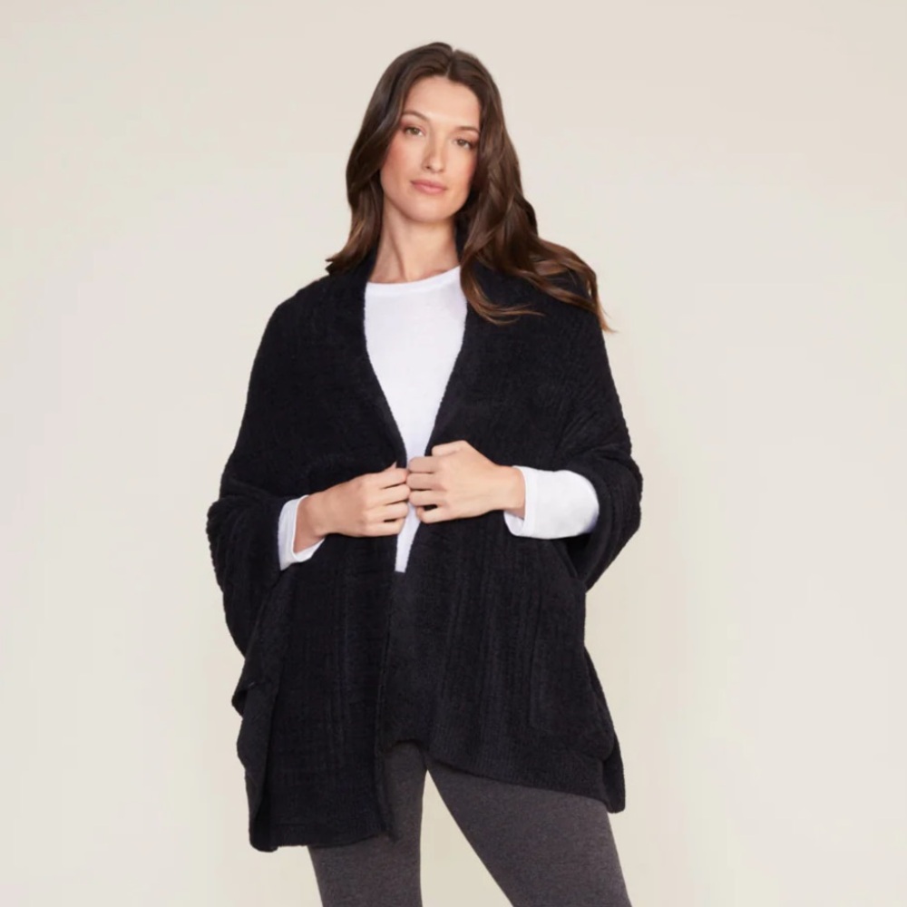 Cozy chic travel shawl NWT